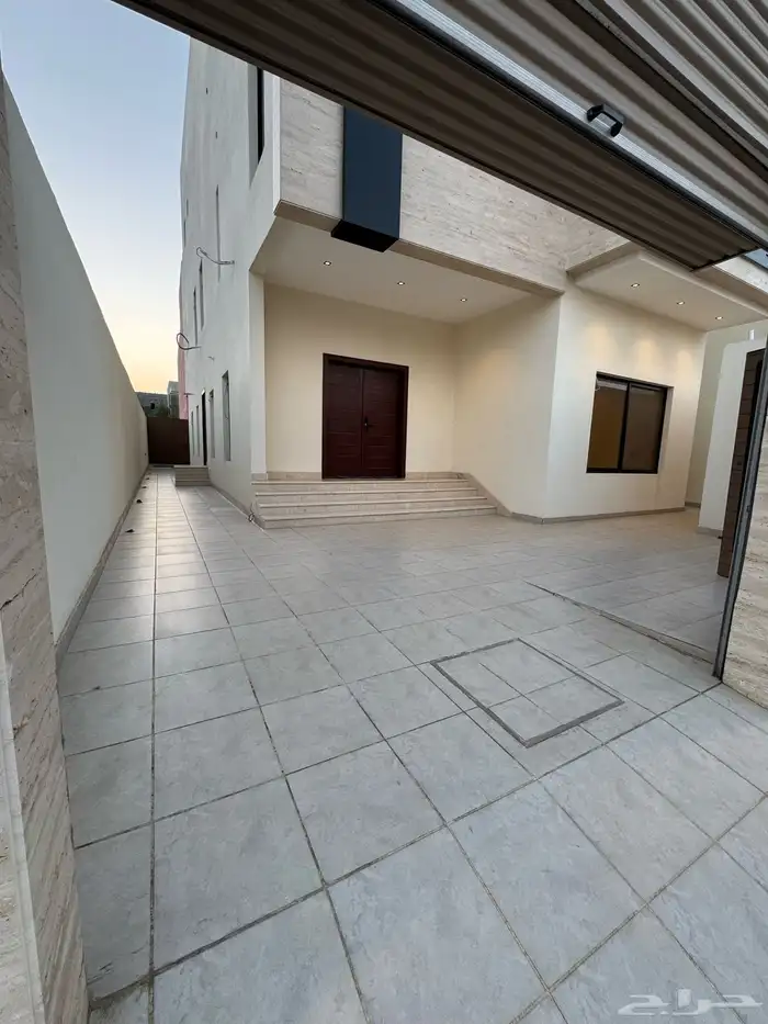 للبيع فيلا تصميم مودرن جدة حي الصواري 1