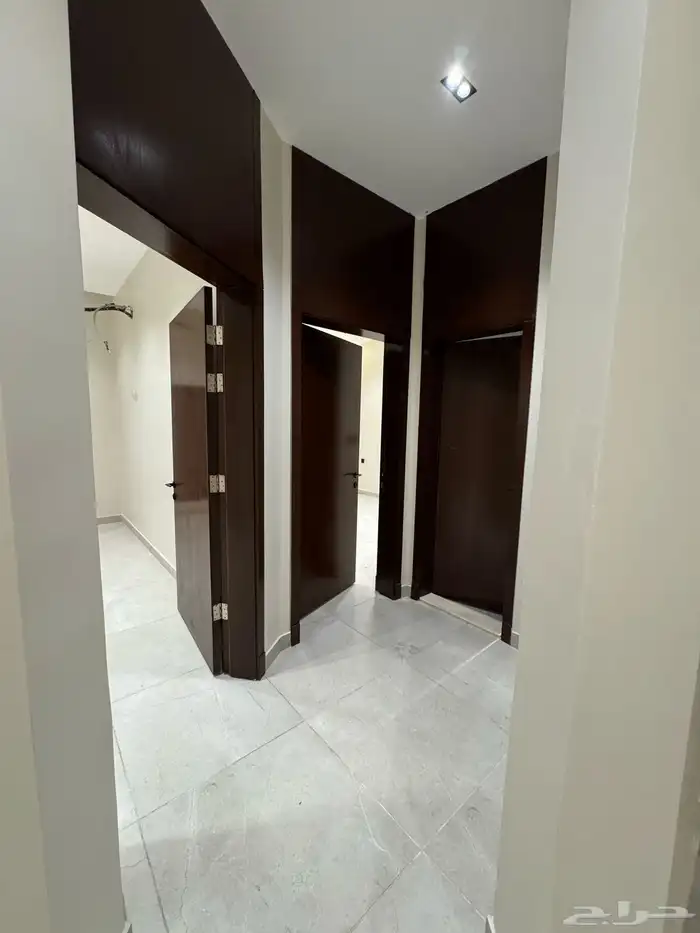للبيع فيلا تصميم مودرن جدة حي الصواري 17