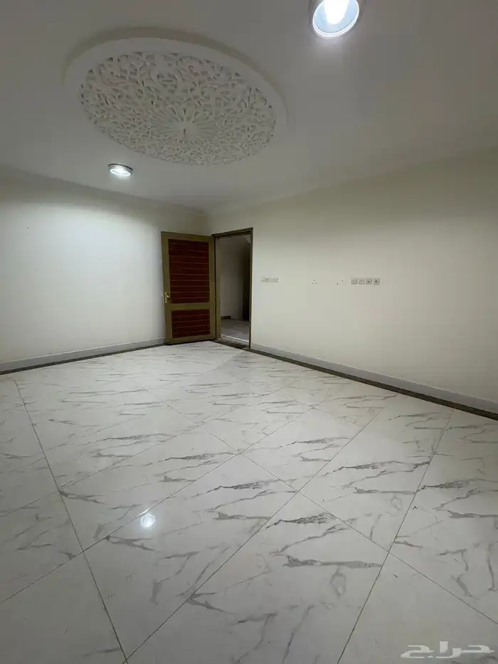 شقه الايجار اربع غرف 7