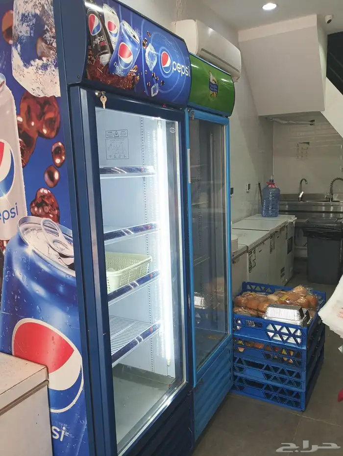 مطعم للتقبيل 9