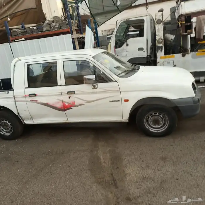 ونييت مستويبشي 2001 4