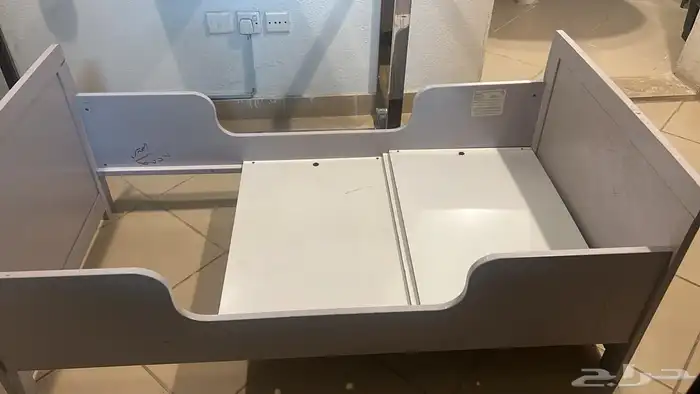 عدد 2سرير خشبي قوي من ايكيا الواحد ب 70 ريال 1