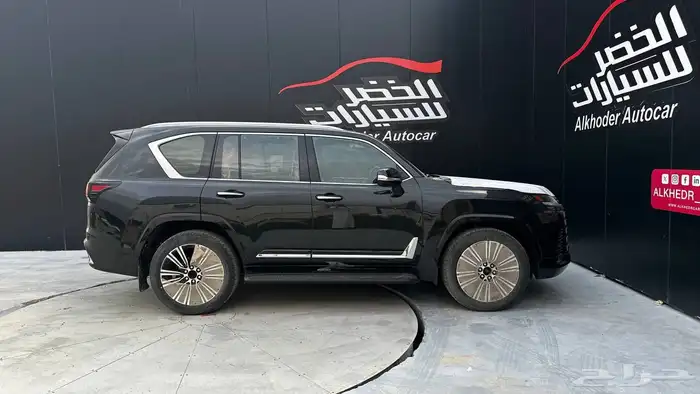 لكزس LX600 BB سعودي 2025 لدى شركة عبدالمجيد الخضر 5