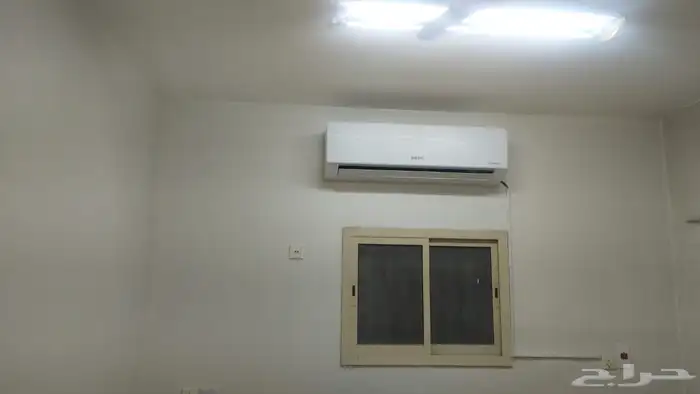 غرف عزاب مكيفة للايجار 3