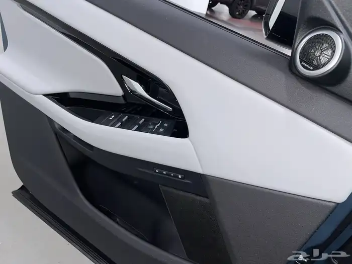 رانج روفر ايفوك Range Rover Evoque P250 S موديل 2024 20