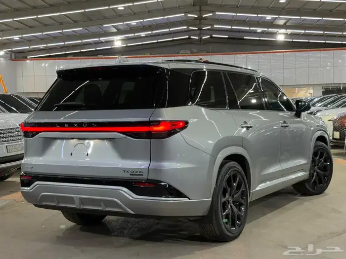 لكزس TX 500h موديل 2024 ( بحالة الجديد ) 9