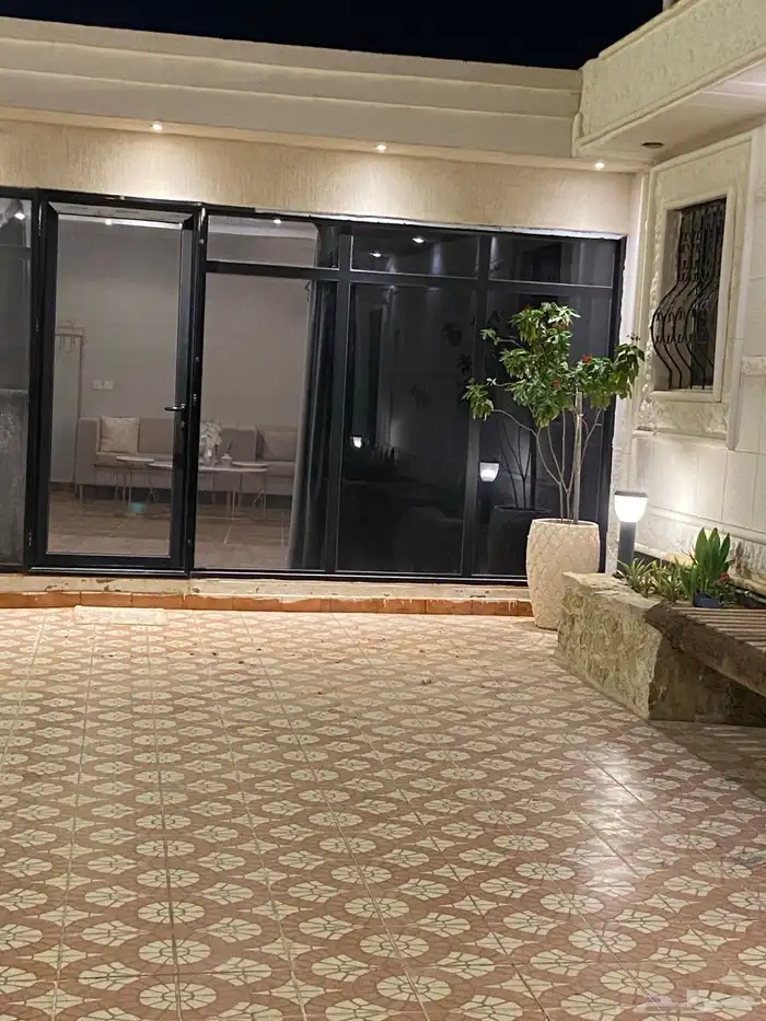 استراحة البيرق للايجار اليومى قسمين التواصل 1