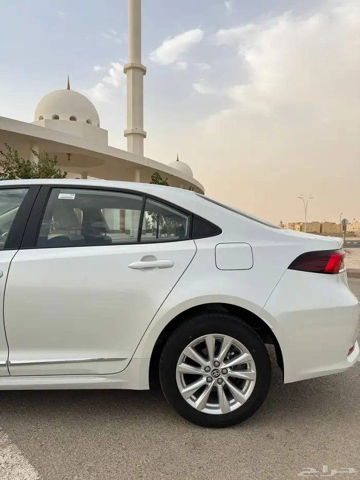 كورولا 2024 XLi مطور مكينه 2000 37