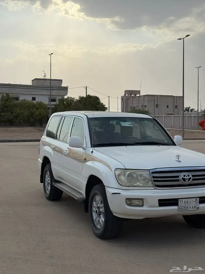 جيب لاندكروزر 2007 نظيف 2