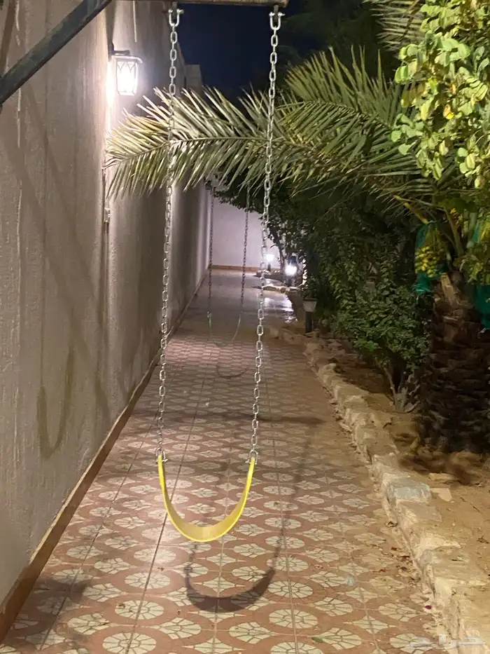 استراحة البيرق للايجار اليومى قسمين التواصل 4