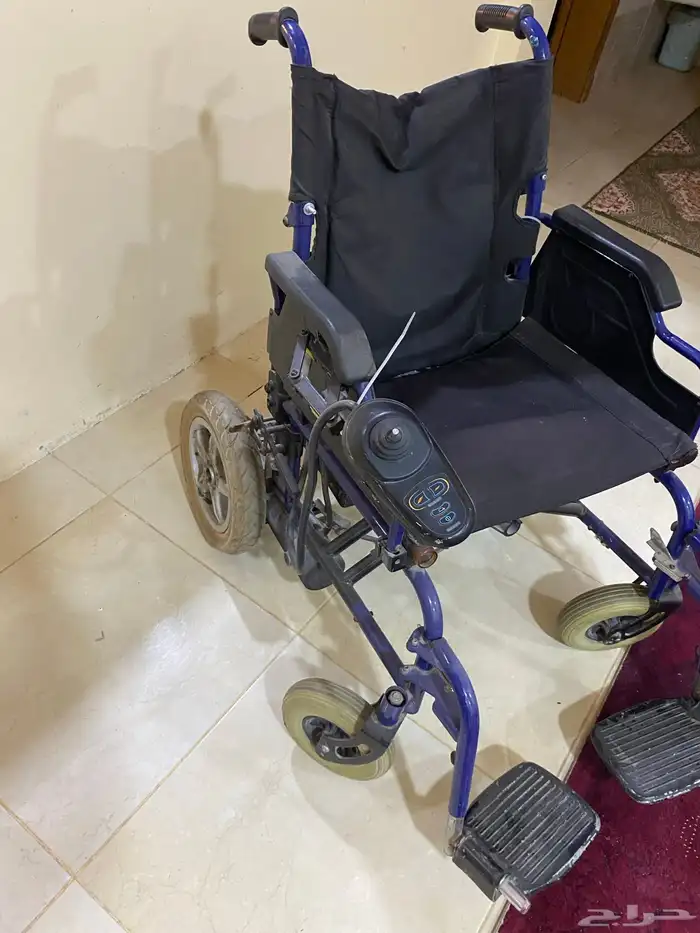 عربة لكبار السن 0