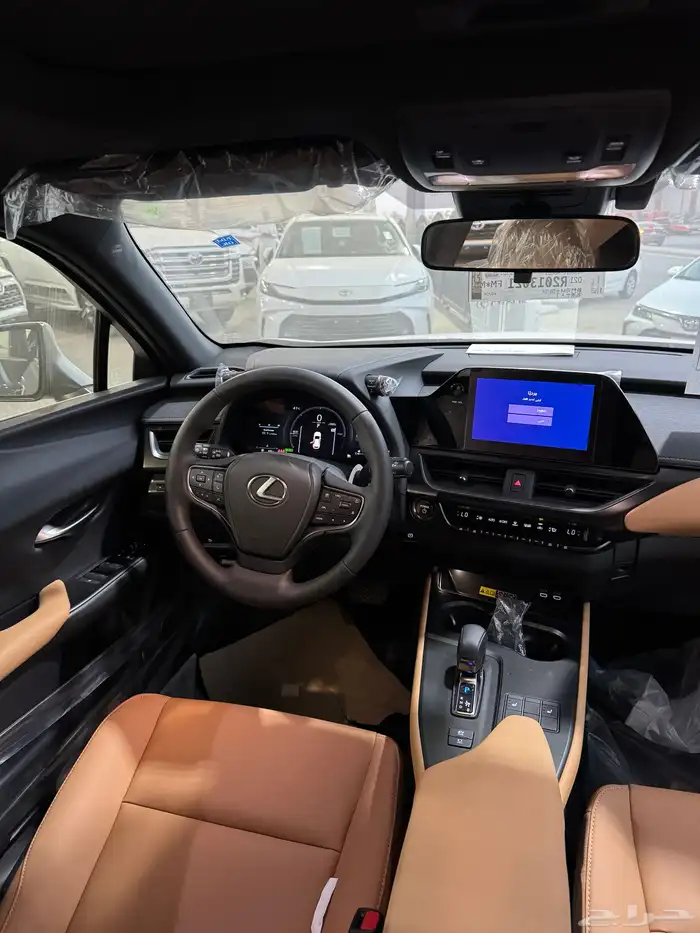 لكزس UX300h فئة AH هايبرد 2024 6