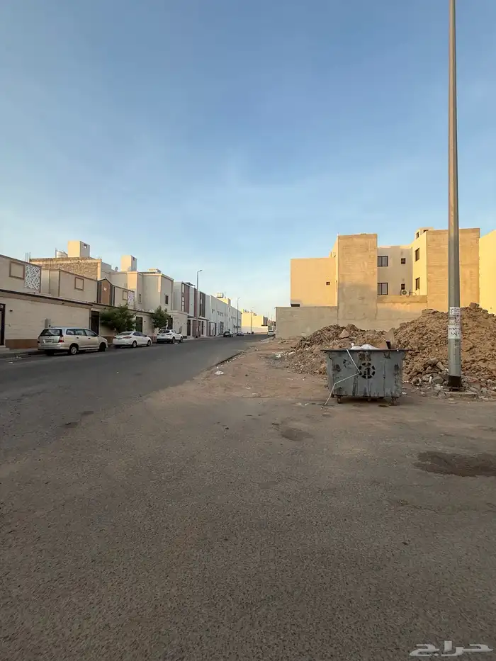 للبيع ارض في مخطط النبلاء م267 على شارعين 16م شمالي غربي 15