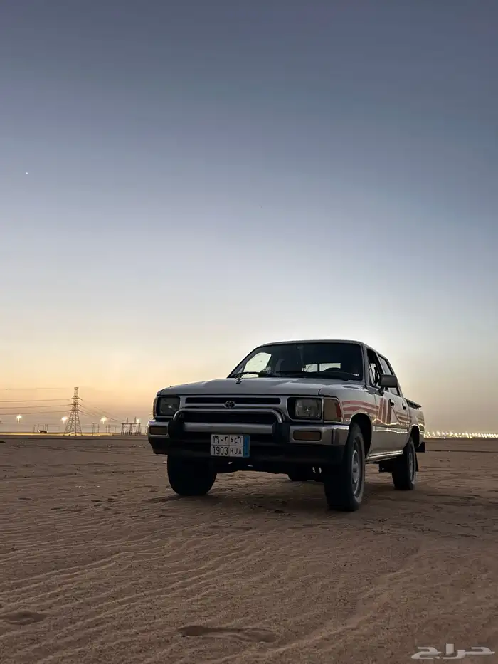 هايلكس 93 3