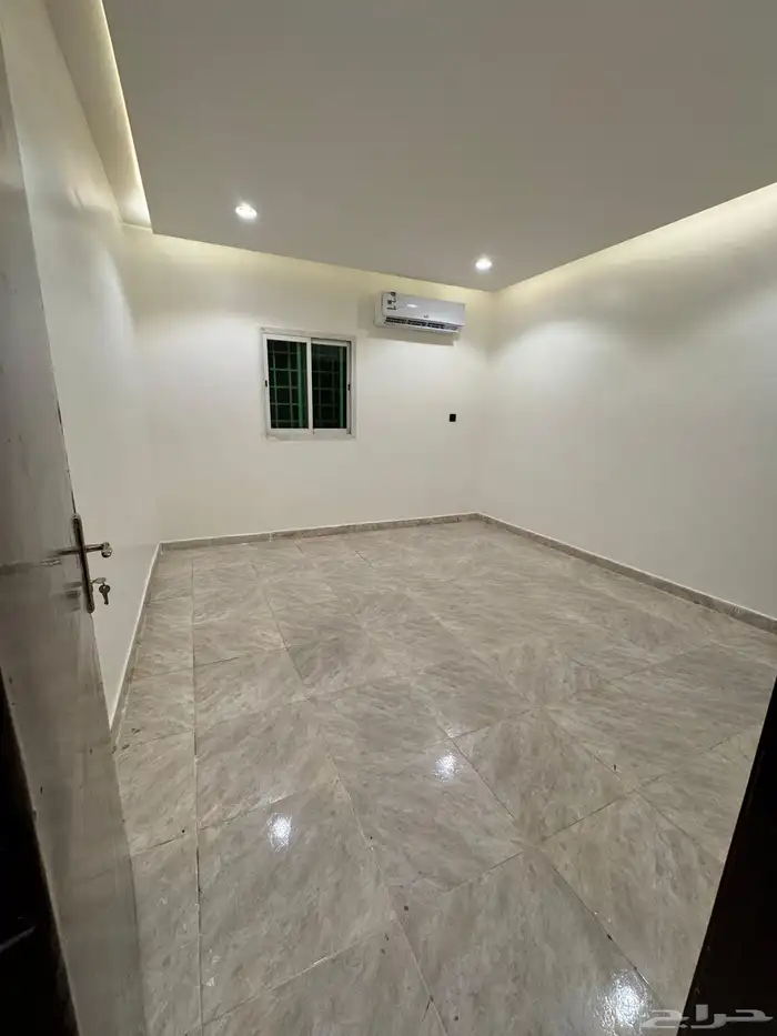 شقة مجددة للتأجير - سكن موظفين 2