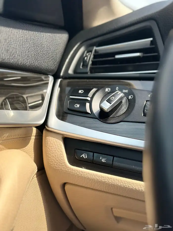 للبيع BMW 550i موديل 2014 14