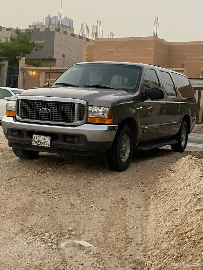 فورد اكسكيرجن مديل 2000 0
