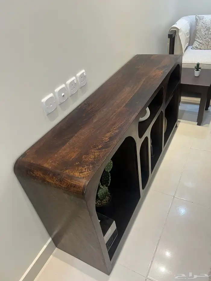 مدخل - طاولة 0