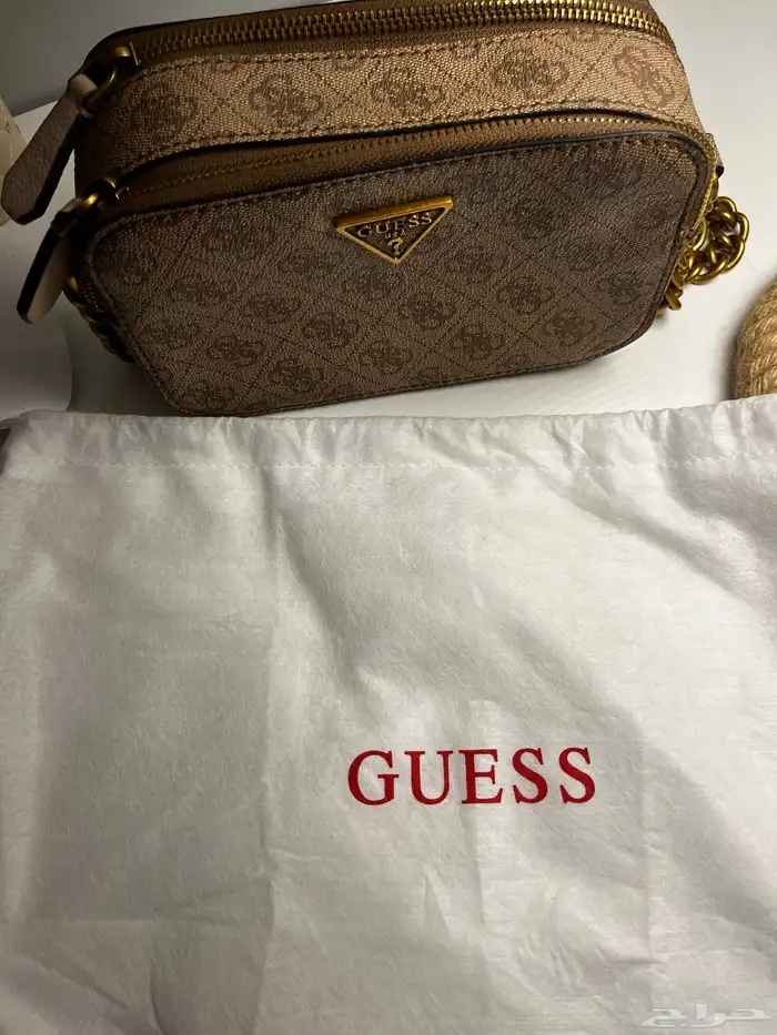 شنطة Guess أصلية 2