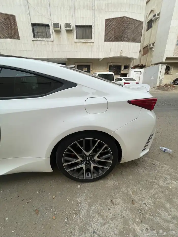 لكزس RC350 F 17