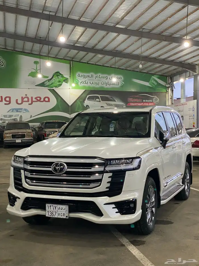 تويوتا لاندكروزر 2024 VXبريمي. مشروط 2