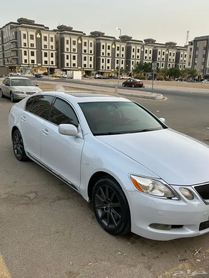لكزيس GS300 نظيفة 3