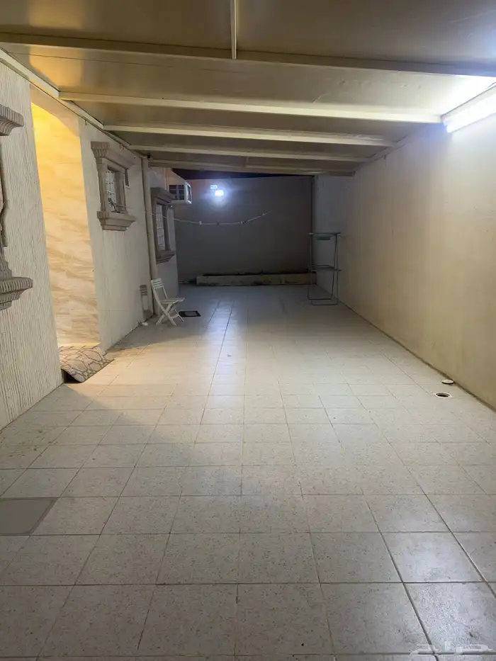 شقه مفروشه في وسط النماص بجوار الساحه الشعبيه 1