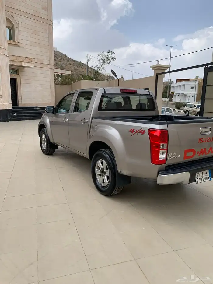 ايسوزو ديماكس 3