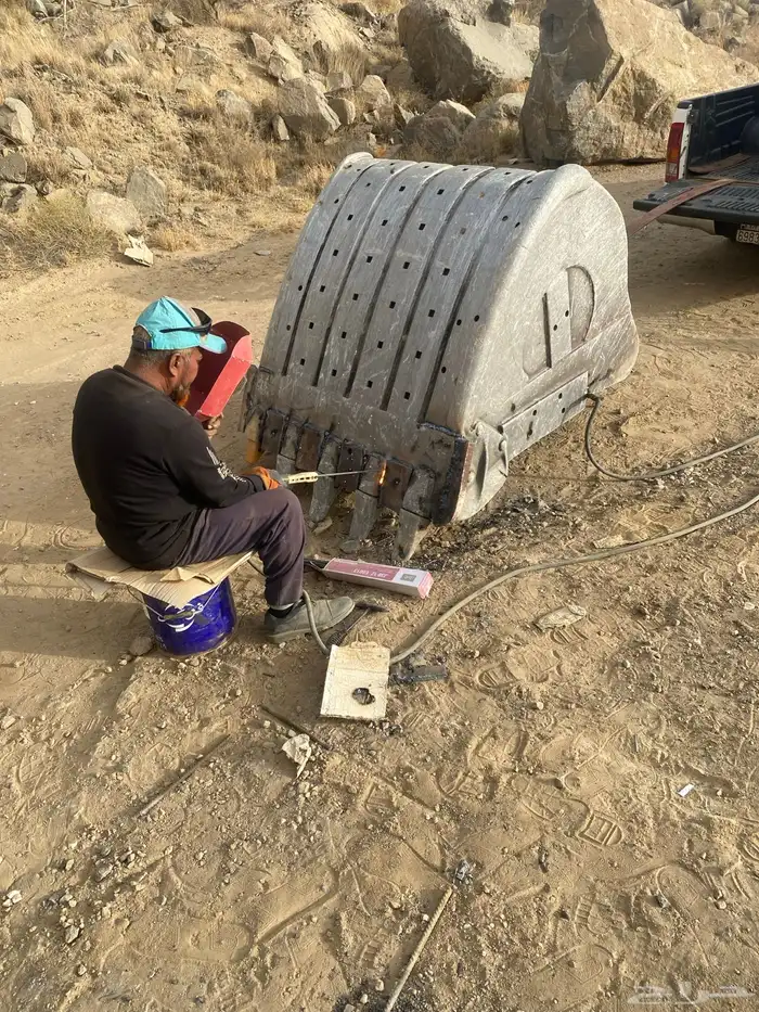 ورشة حدادة معدات ثقيلة 3