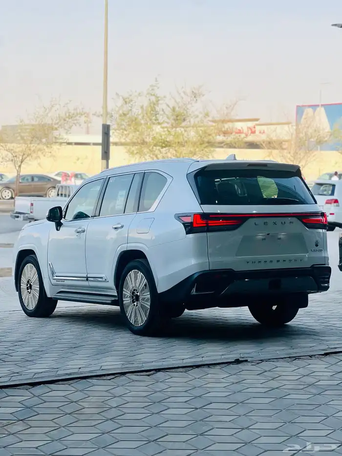 لكزس LX600 BB 2025 وارد بريمي 3