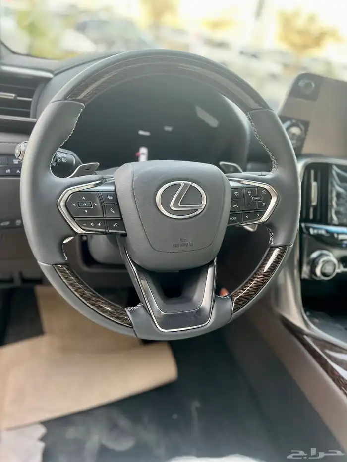 لكزس LX600 BB 2025 وارد سعودي 10