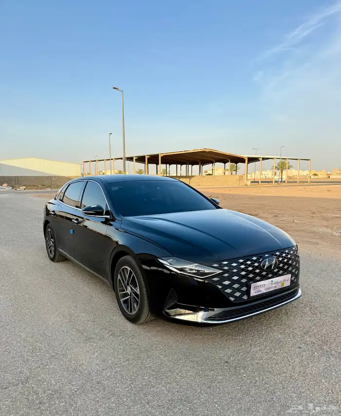 أزيرا 2022 بنزين نص فل 4