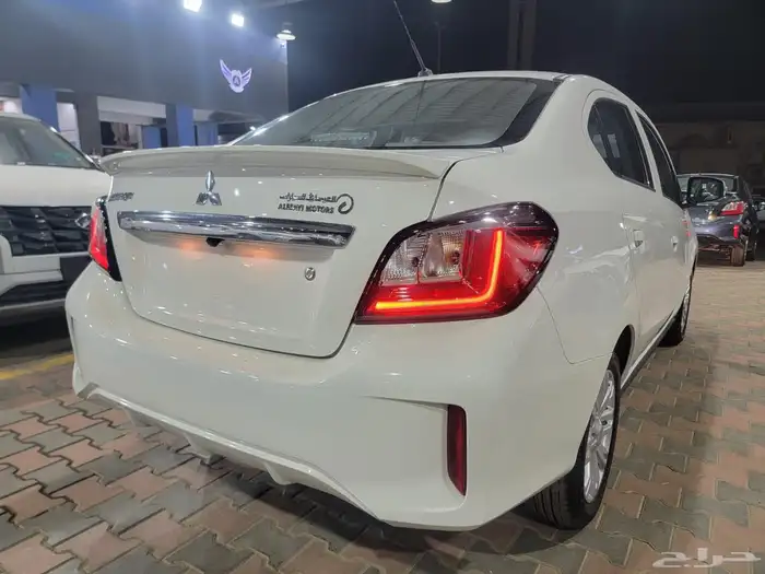 ميتسوبيشي اتراج فل GLX 2024 3