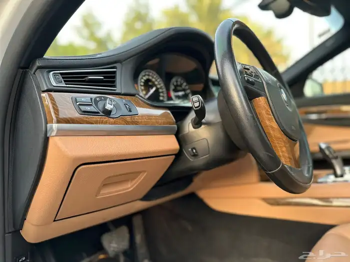 بي ام دبليوil740((تم البيع)) 3