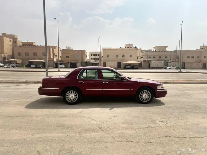 فورد جراند ماركيز 4