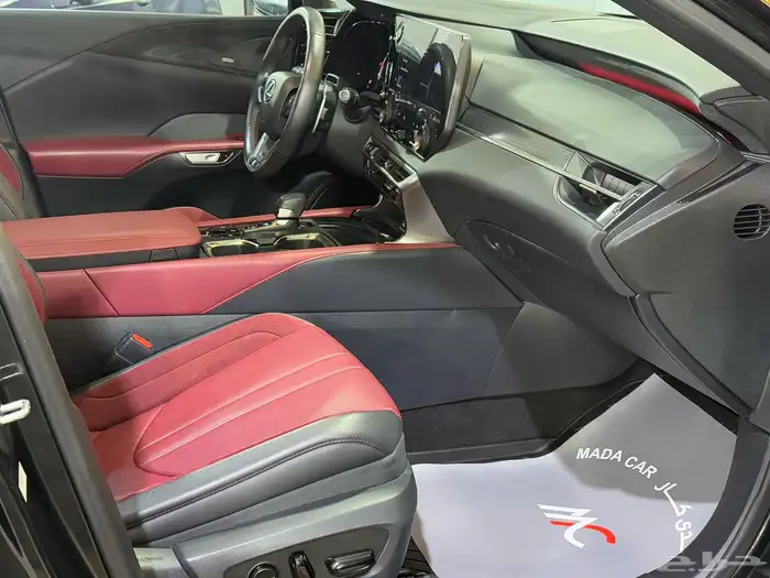 لكزس - RX500 h - 2023 - f sport اعلى فئه ( بحالة الوكالة ) 5