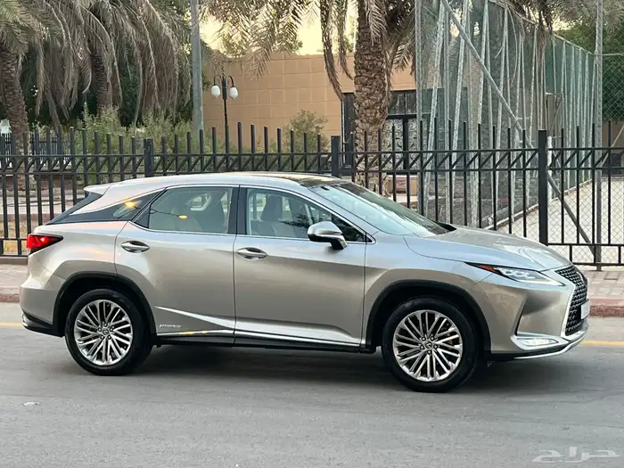 لكزس RX 450h موديل 2021 ( بحالة الوكالة ) 20