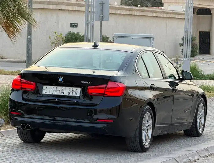 بي ام دبليو 320 للمستخدم 2018 الحد 53 الف 8