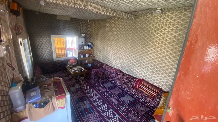 للبيع موقف سطحه 2
