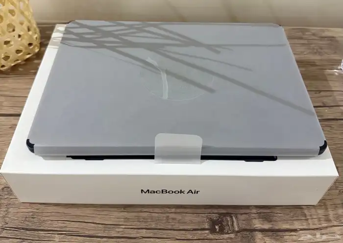ماك بوك اير M2 بطارية 100 و 16 رام 2