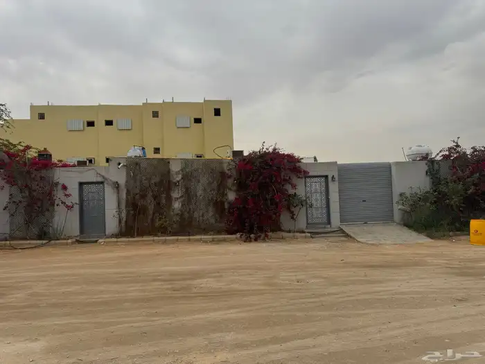 للبيع استراحة مؤثثه ونظيفة 1