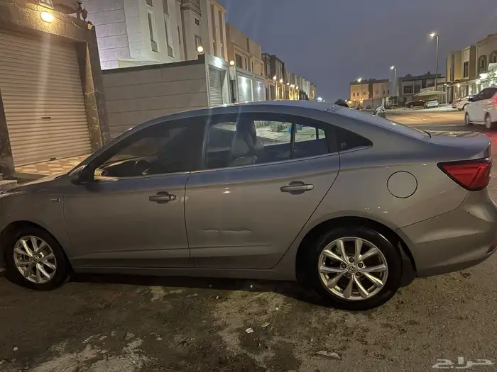 سياره mg5 2020 4