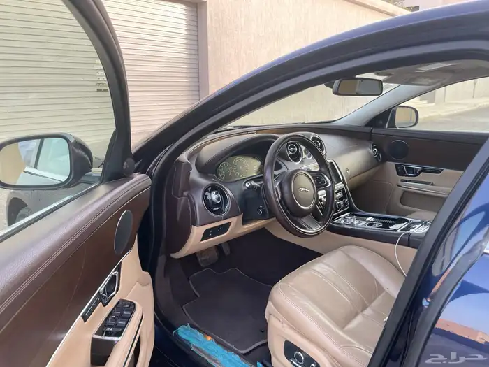 Jaguar XJ 2016 (بحالة ممتازة) 16