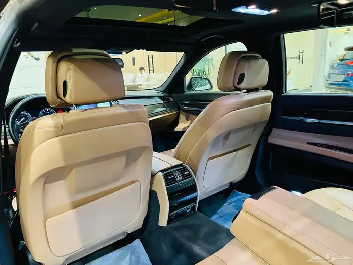 بى ام دبليو 2015 730Li V6 بحاله ممتازه 9