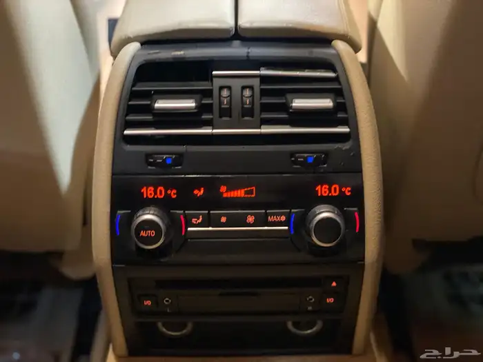 بي ام دبليو 730Li 2011 بحالة نظيفة 22
