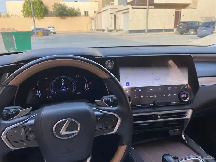 لكزس للبيع 23