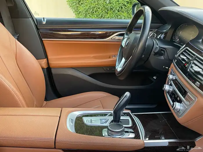 BMW 730 خليجي 2020 نظيف جداا 31