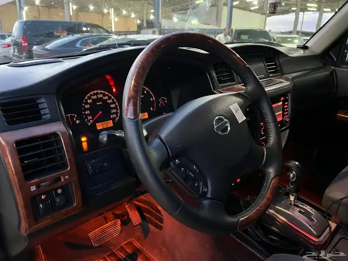 نيسان باترول ربع سفاري 2014 فتك فل كامل ( ونش   دفلك ) 9