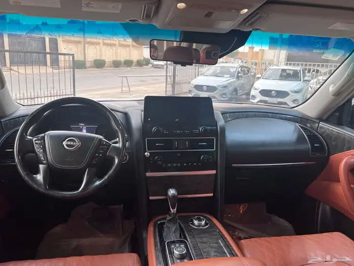 نيسان باترول بلاتينيوم 2022 V6 4