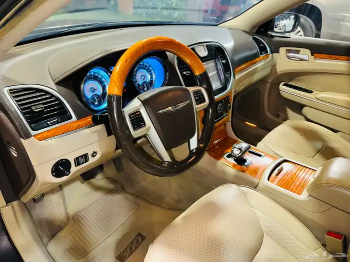 كرايزلر V6 2014 فل كامل (بحاله ممتازه) 4